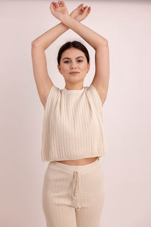 bereal wear, sports bra, hoodies for women, women hoodies, sweatshirt dress, padded sports bra, gym leggings, bereal spring collection, spring collection