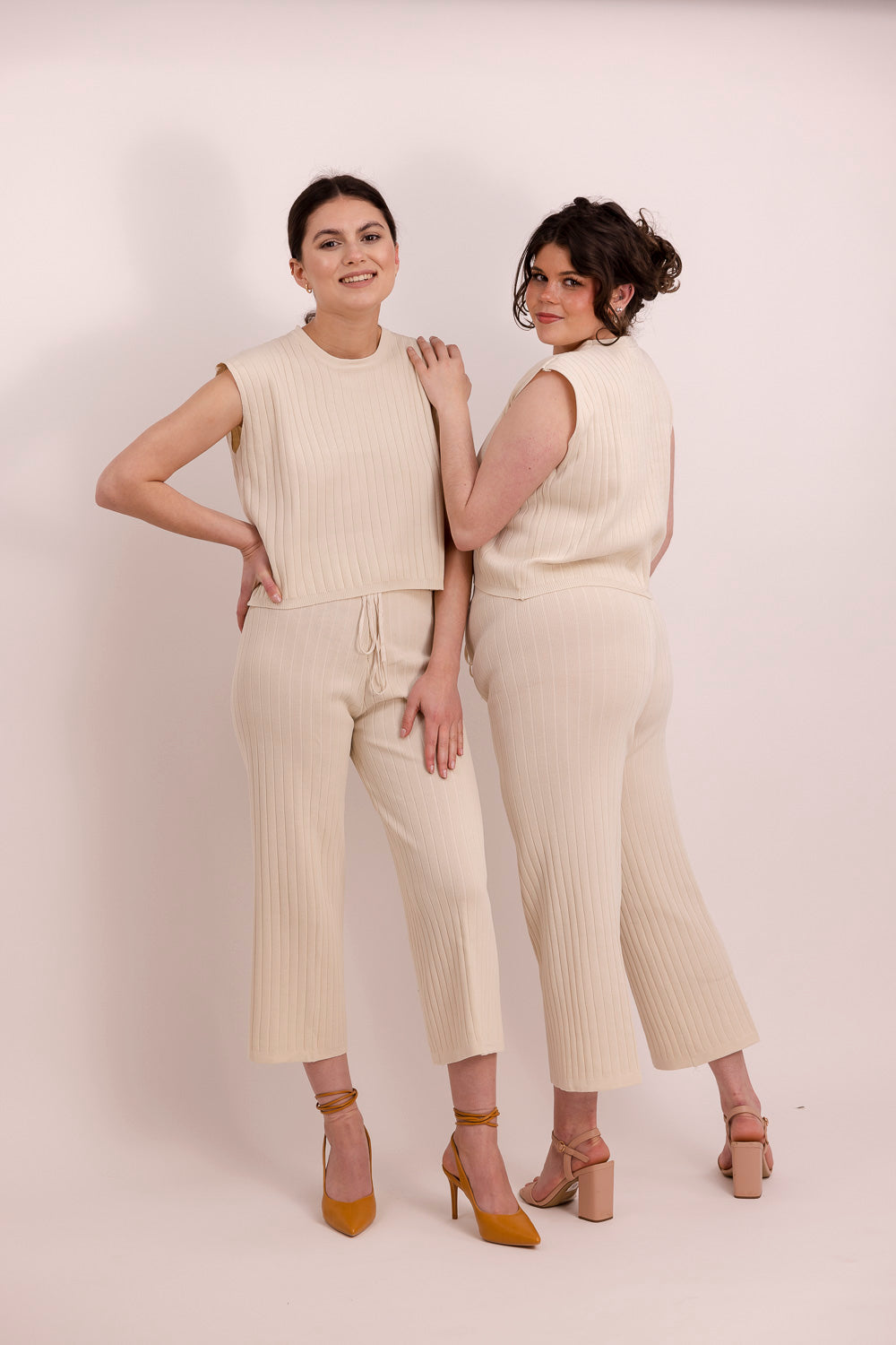 bereal wear, sports bra, hoodies for women, women hoodies, sweatshirt dress, padded sports bra, gym leggings, bereal spring collection, spring collection